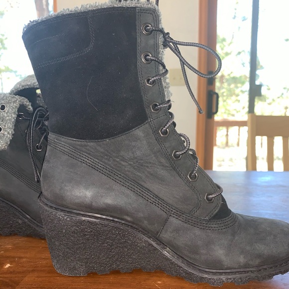 Women’s Amston Roll-top Timberlands - Picture 4 of 8